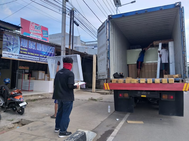 Adi Rak Minimarket Makassar