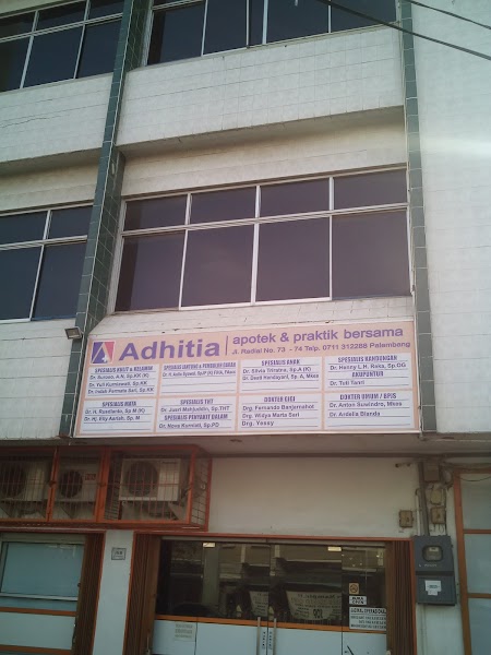 Apotek Adhitia