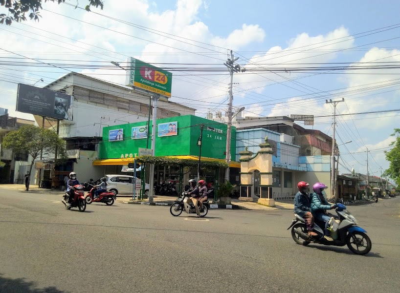 Apotek K-24 Gondomanan Yogyakarta
