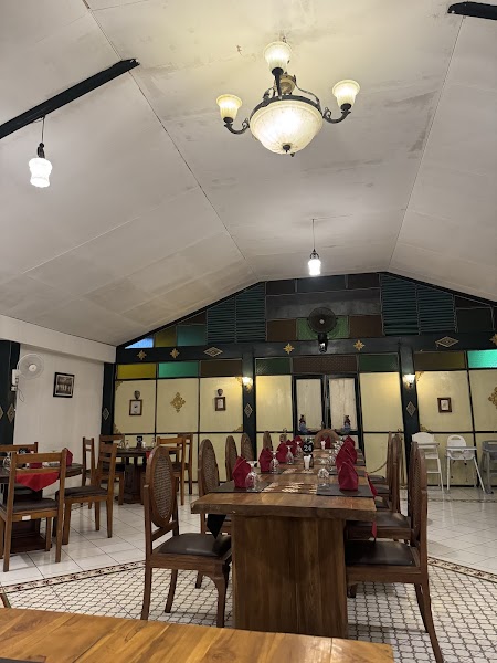Bale Raos - The Sultan's Dishes