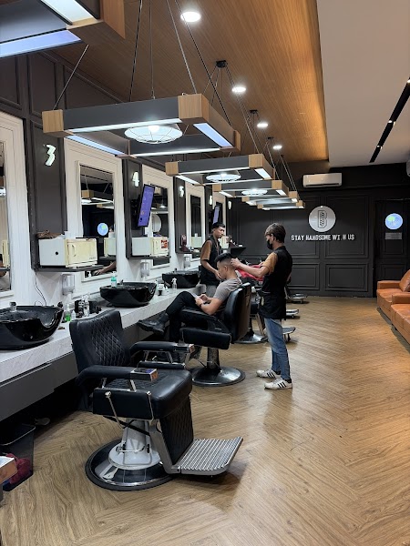 Barbertology Barbershop Wahidin