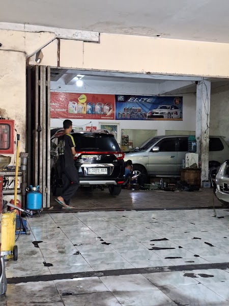Bengkel Dunia Mobil Surabaya