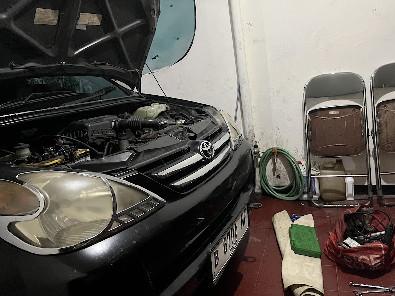 Bengkel Mobil Emergency 24 Jam