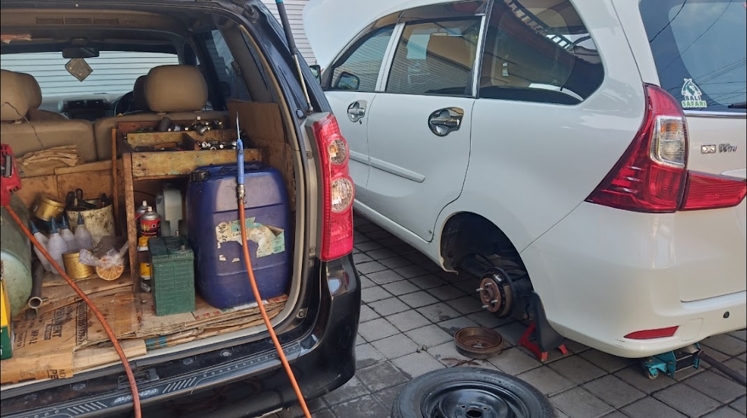 Bengkel mobil panggilan 24 jam