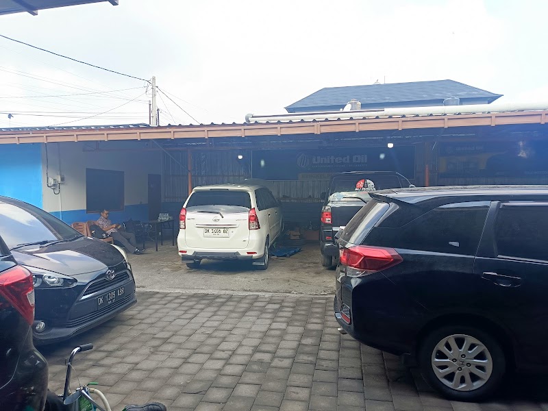 Bengkel mobil ( PKA motor )