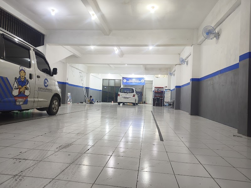 Car in Surabaya