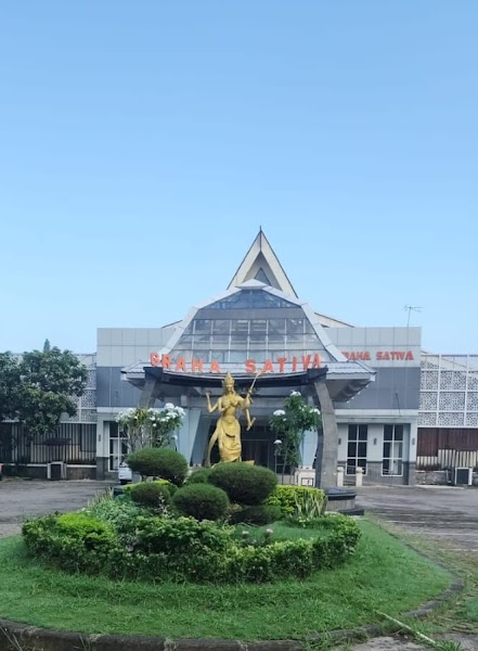 Gedung Graha Sativa Perum Bulog