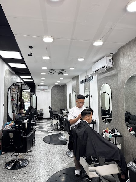 Golden Barbershop