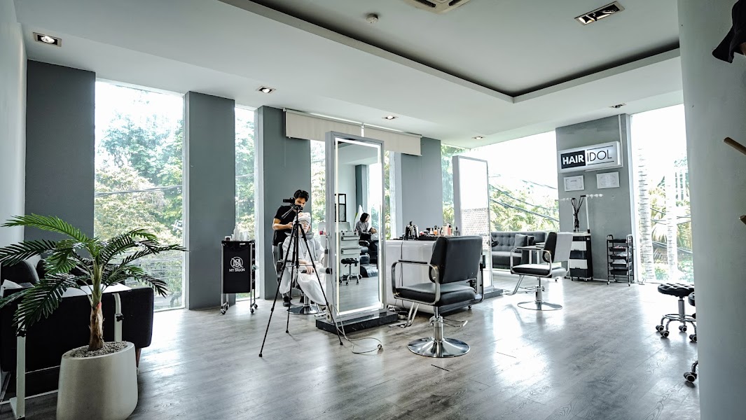 Hair Idol Studio