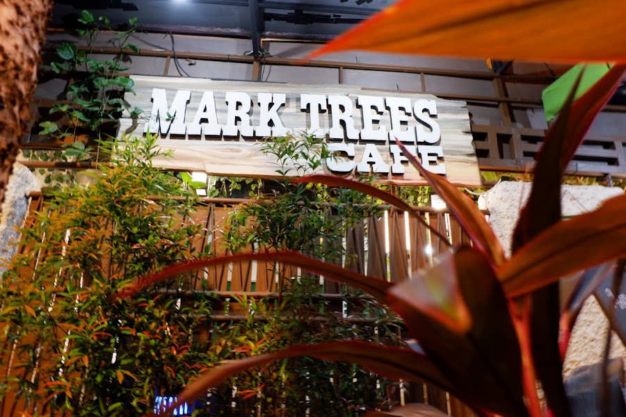 Mark Trees Cafe