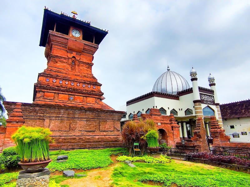 Masjid Al-Aqsha Menara Kudus