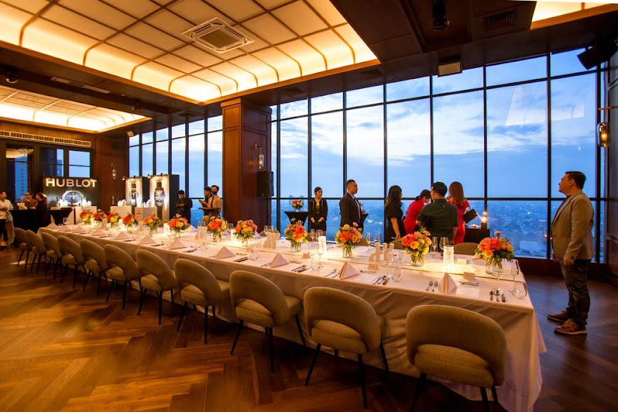 Penthouse on 19th - Fine Dining Restaurant & Rooftop Bar Medan