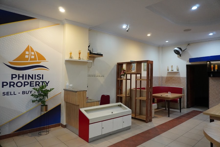 PHINISI PROPERTY OFFICE