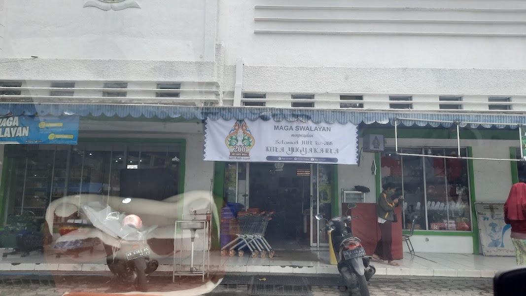 Toko Swalayan Maga 3